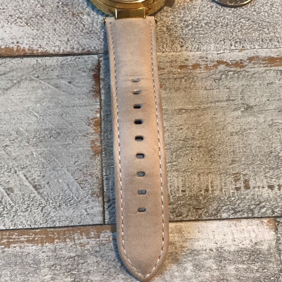 Michael Kors watch - Picture 3 of 9